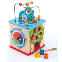 Jucarie din lemn Hape – Centru de activitati cub multifunctional