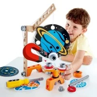 Set de joaca din lemn - Laboratorul cu magneti 34 piese