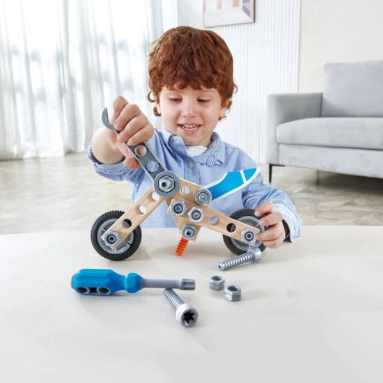 Set de constructie motociclete Hape 34 piese Set de constructie motociclete Hape 34 piese