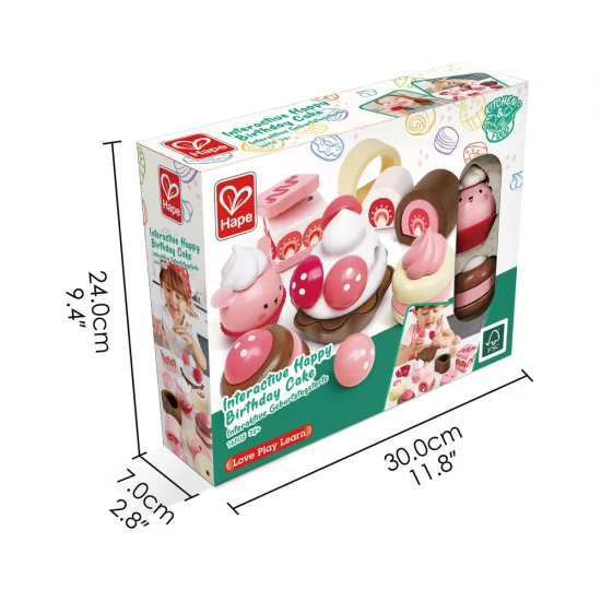 Set de joaca din lemn desert cu capsuni 7 piese Set de joaca din lemn desert cu capsuni 7 piese