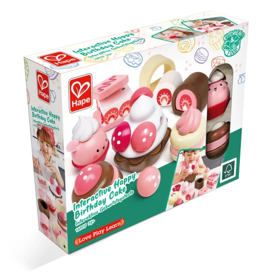 Set de joaca din lemn desert cu capsuni 7 piese Set de joaca din lemn desert cu capsuni 7 piese