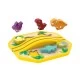 Set trenulet din lemn cu dinozauri Hape 27 piese