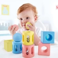 Set jucarii zornaitoare din orez cu forme geometrice Hape