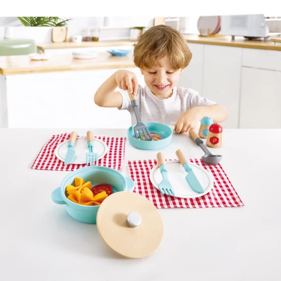 Set de joaca ustensile pentru gatit si servire 21 piese Set de joaca ustensile pentru gatit si servire 21 piese