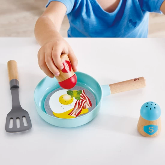 Set de joaca ustensile pentru gatit si servire 21 piese Set de joaca ustensile pentru gatit si servire 21 piese
