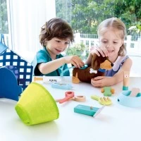 Set de joaca doctor veterinar Hape 16 piese