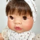 Papusa Nines D'Onil Joy cu parul saten, bentita alba si miros de vanilie 37 cm Papusa Nines D'Onil Joy cu parul saten, bentita alba si miros de vanilie 37 cm