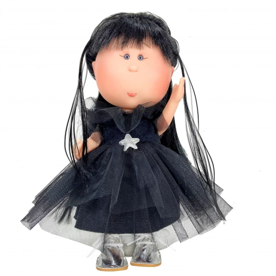 Papusa Nines D'Onil Mia Black Wednesday cu miros de vanilie 30 cm Papusa Nines D'Onil Mia Black Wednesday cu miros de vanilie 30 cm