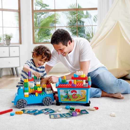 Set constructie PolyM - Camion cu remorca creativ pentru copii (114 piese)