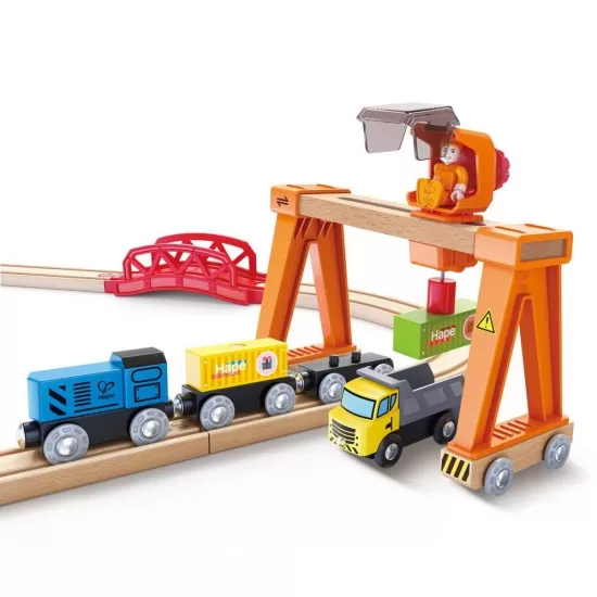 Set de joaca circuit din lemn - Port cu trenuri, vapoare si camioane Set de joaca circuit din lemn - Port cu trenuri, vapoare si camioane