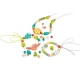 Set creativ margele colorate din lemn in gentuta Hape 130 piese