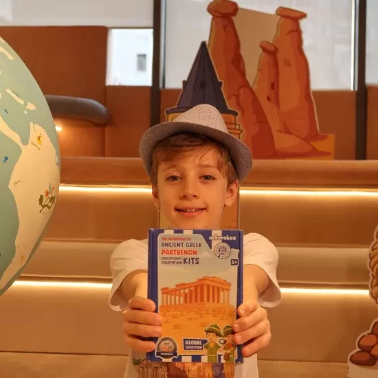 Arkerobox - Set arheologic educational si puzzle 3D Grecia antica - Parthenon Arkerobox - Set arheologic educational si puzzle 3D Grecia antica - Parthenon