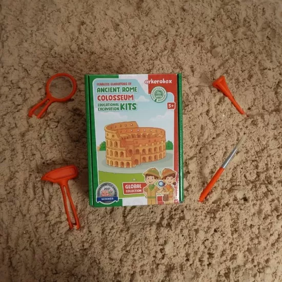 Set arheologic educational si puzzle 3D Arkerobox Roma antica - Colosseum Set arheologic educational si puzzle 3D Arkerobox Roma antica - Colosseum