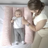 Perna 3 in 1  - Babynest, perna pentru gravide si pentru alaptare in forma de U BabyJem Culoare Roz